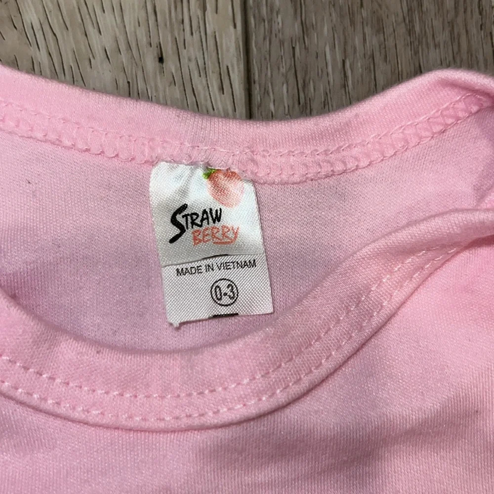 baby girl onesie - Picture 7 of 7
